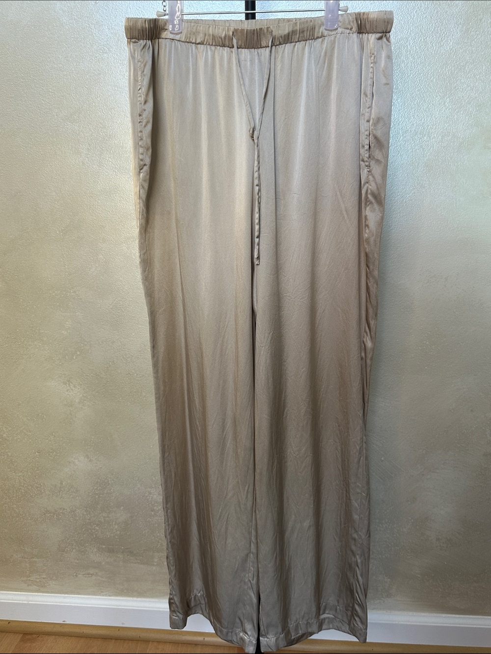 Quince 100% Washable Silk Drawstring Wide Leg Pants in Champagne, sz large